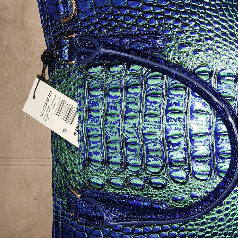 Brahmin Small Finley. NWT. Color: Royalty Ombre Melbourne. Never used/carried.